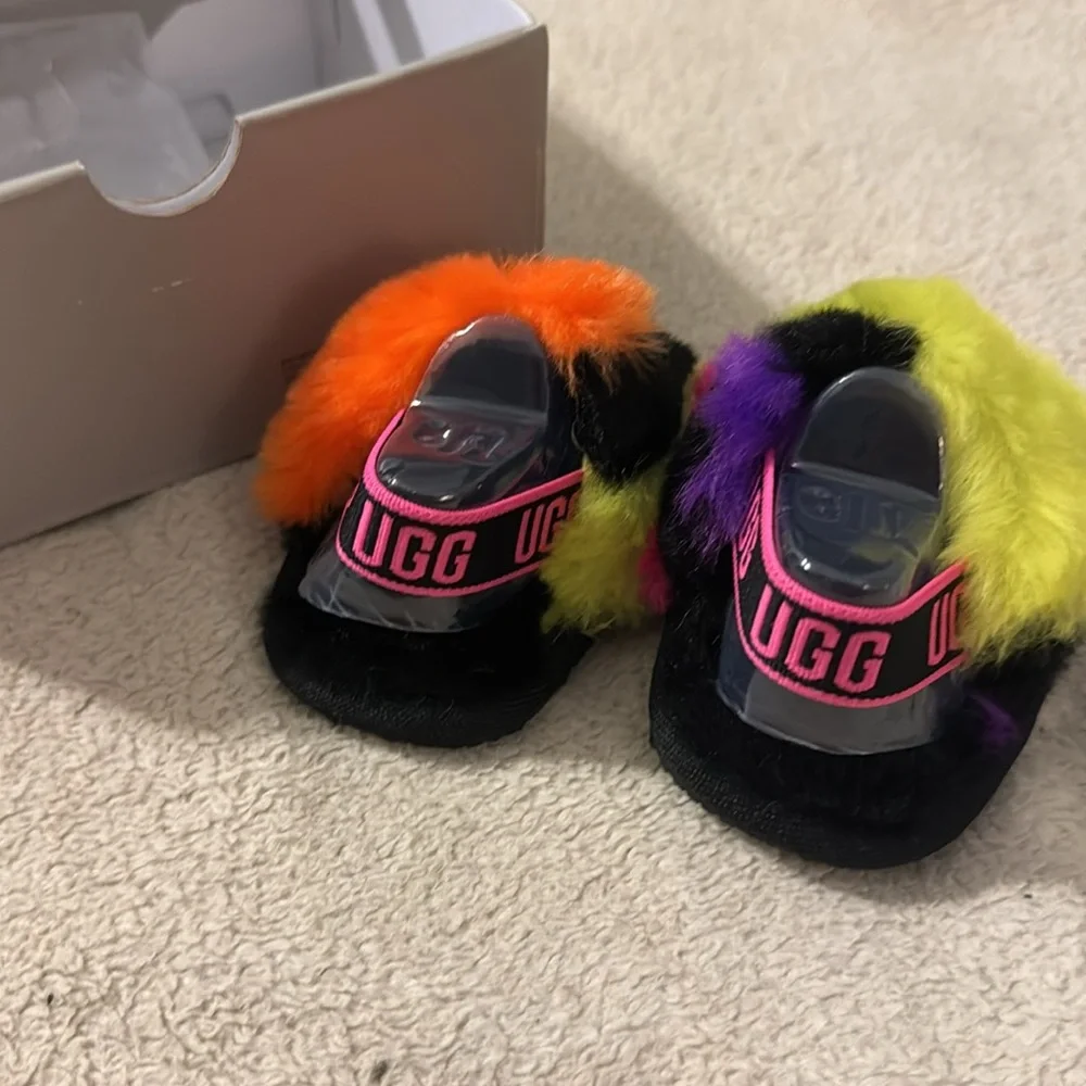 NEW!! Infant Girls UGG Fluff Yeah Party Spots Slippers Size 0/1
